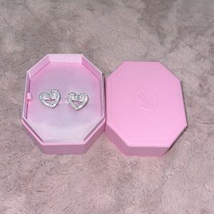 New 100% Authentic Swarovski Pave Sparkle Heart Lovely Earrings